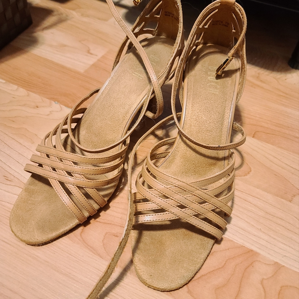 Women's heels